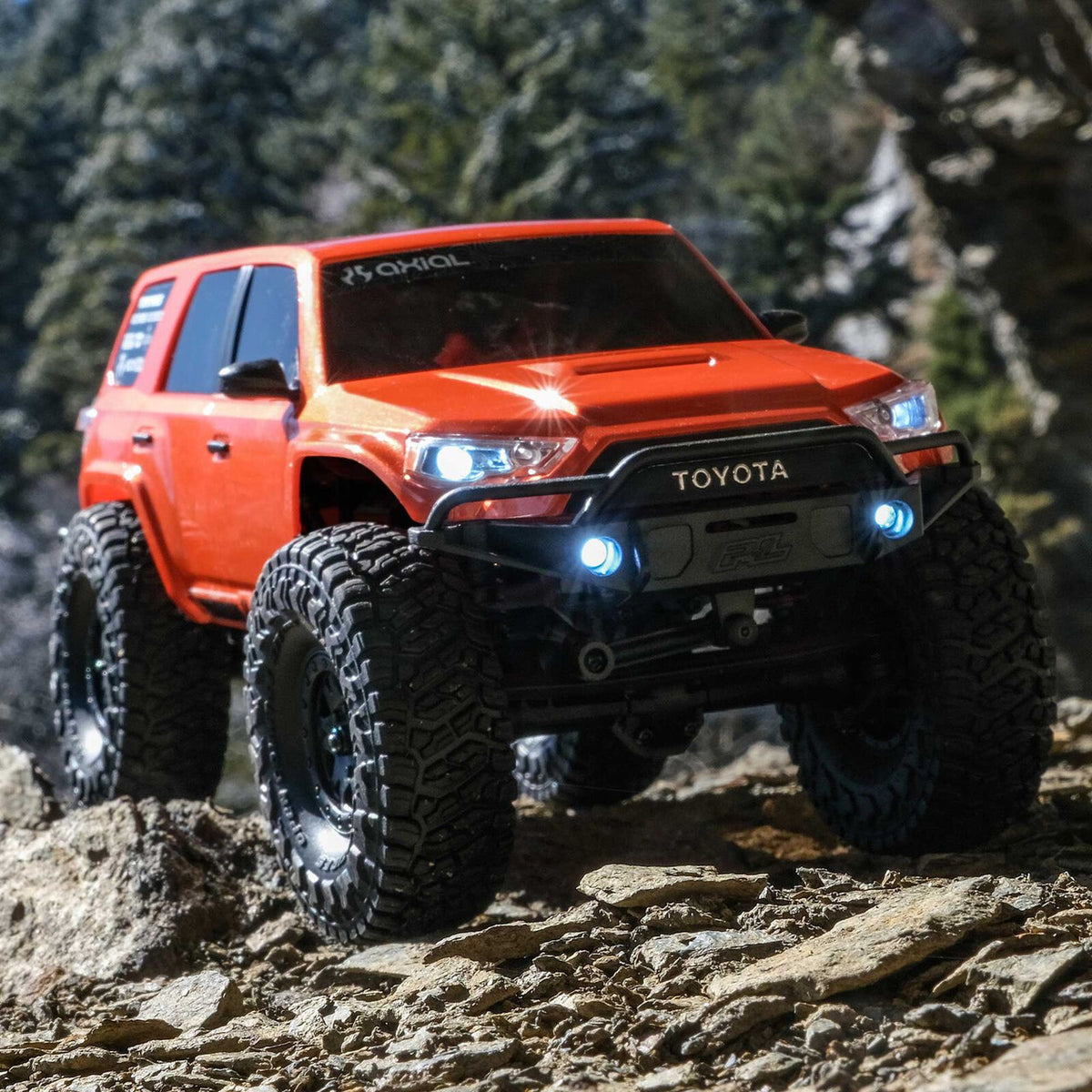 Axial - AXI-2035T1 1/24 SCX24 Toyota 4Runner 4X4 RTR Brushed Rock Crawler Orange